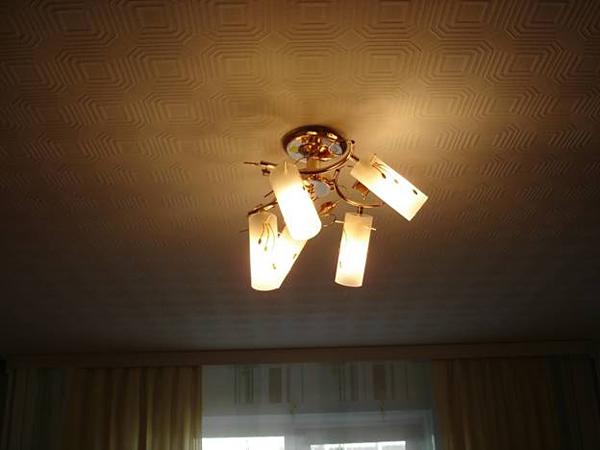 инструкция по креплению потолочного светильника